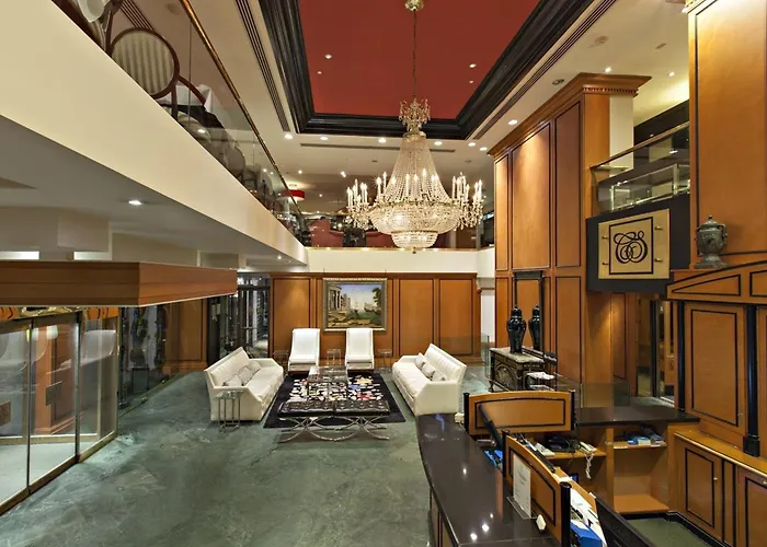 Le Cantlie SuitesHotel Montreal