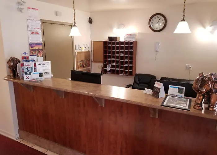 Econo Lodge Montreal